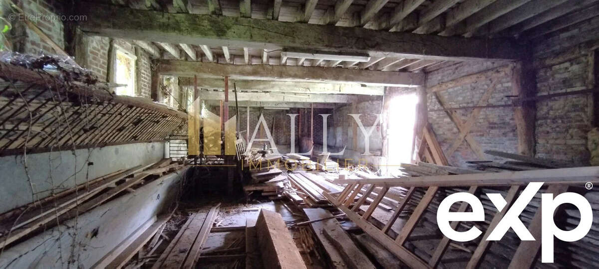 Commerce à RADEPONT