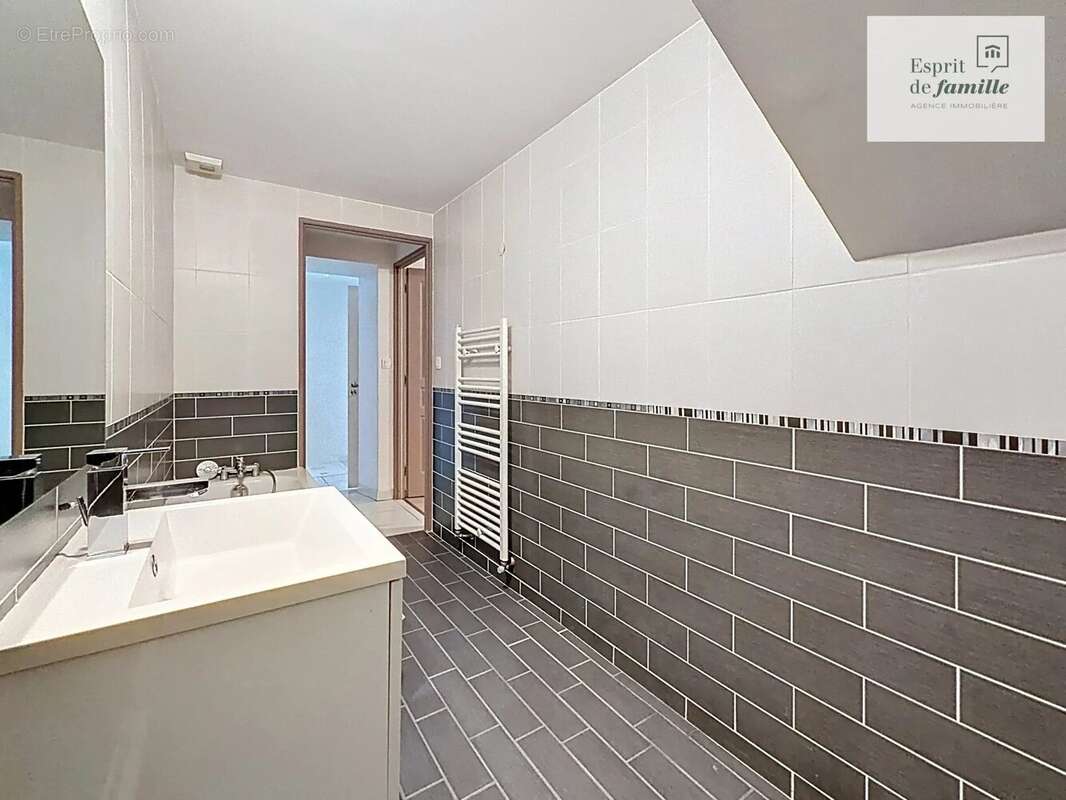 Appartement à LYON-3E