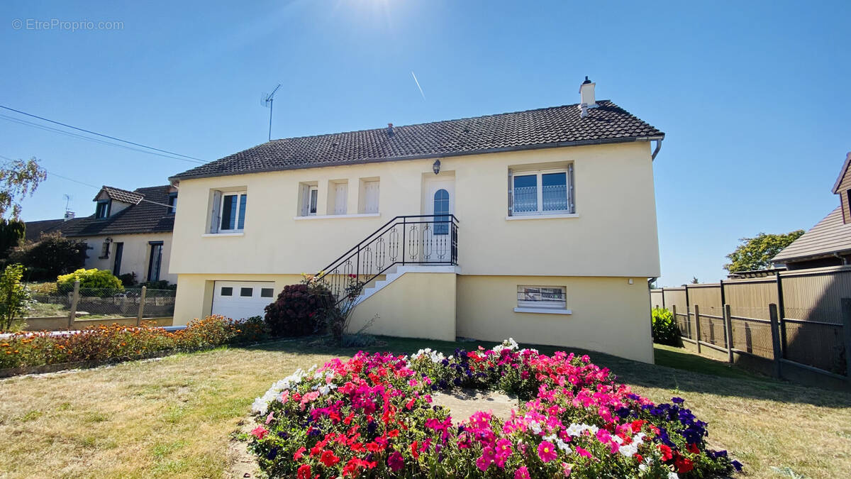 Maison à CHATEAUDUN
