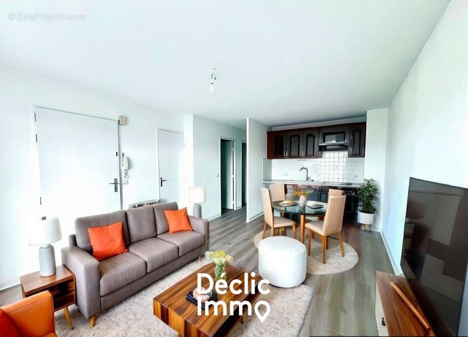 T3 lumineux avec loggia plein sud, à deux pas de la mer et du port ! - photo 2