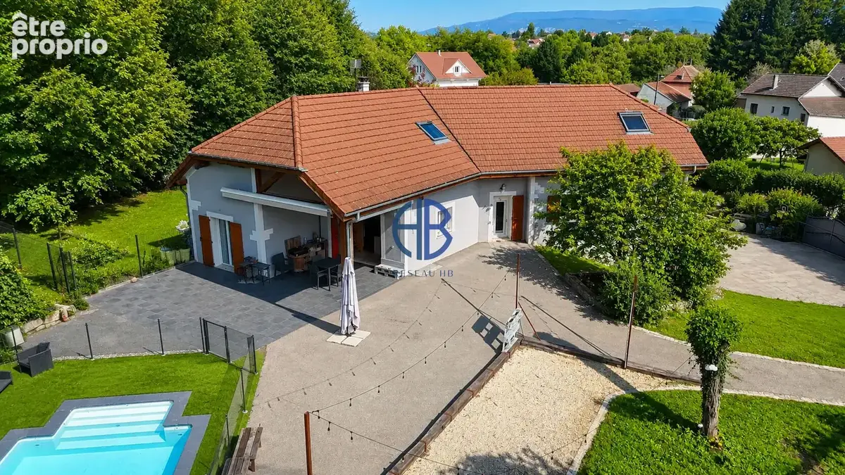 Maison à CORBELIN