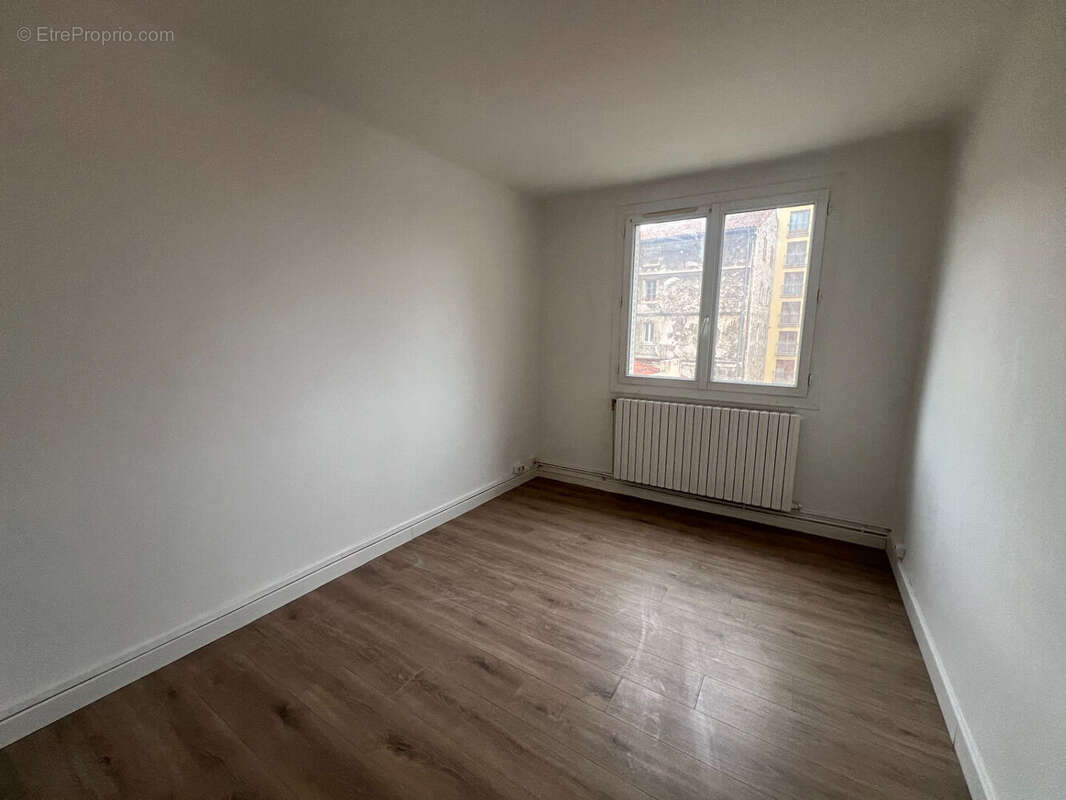 Appartement à MARSEILLE-2E