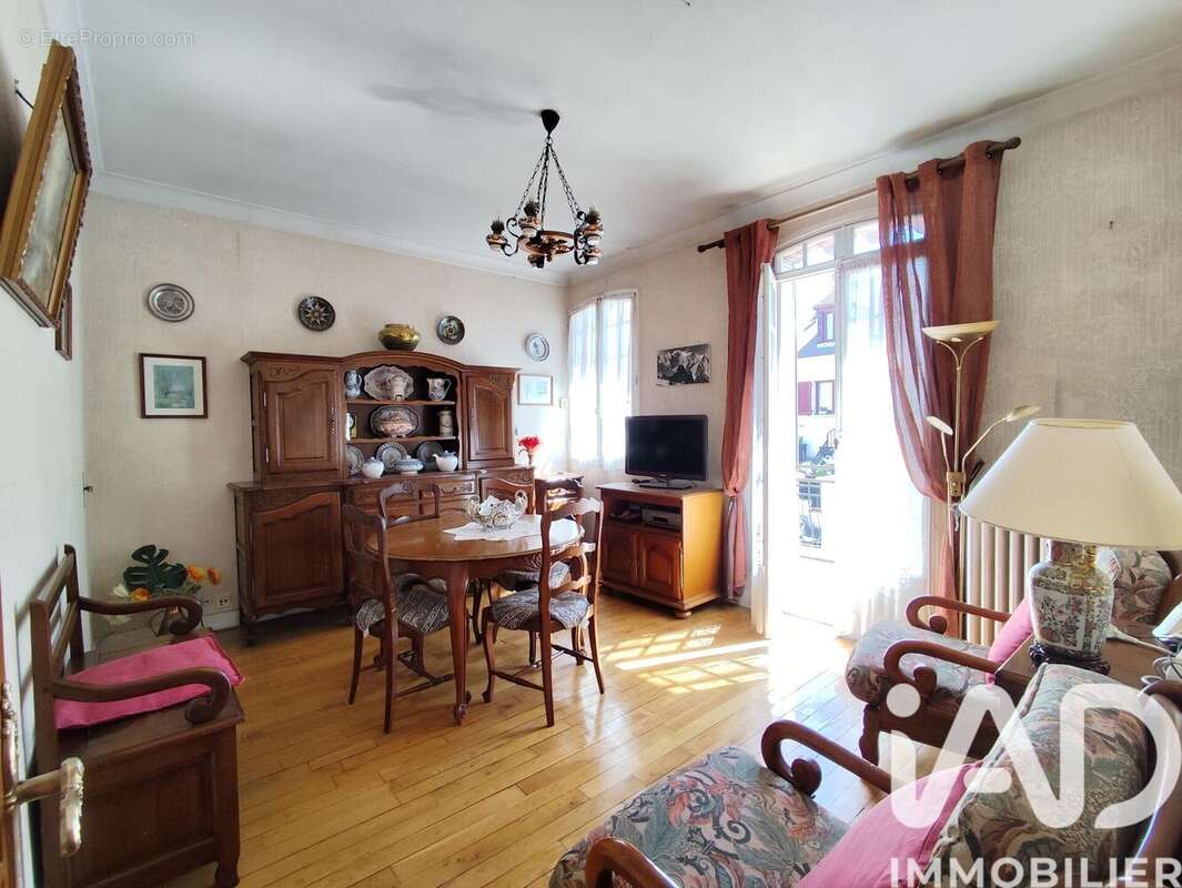 Photo 2 - Maison à ANTONY