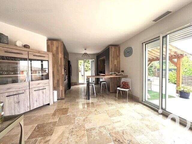 Photo 2 - Maison à ROQUEBRUNE-SUR-ARGENS