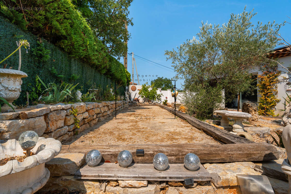 Maison à FREJUS