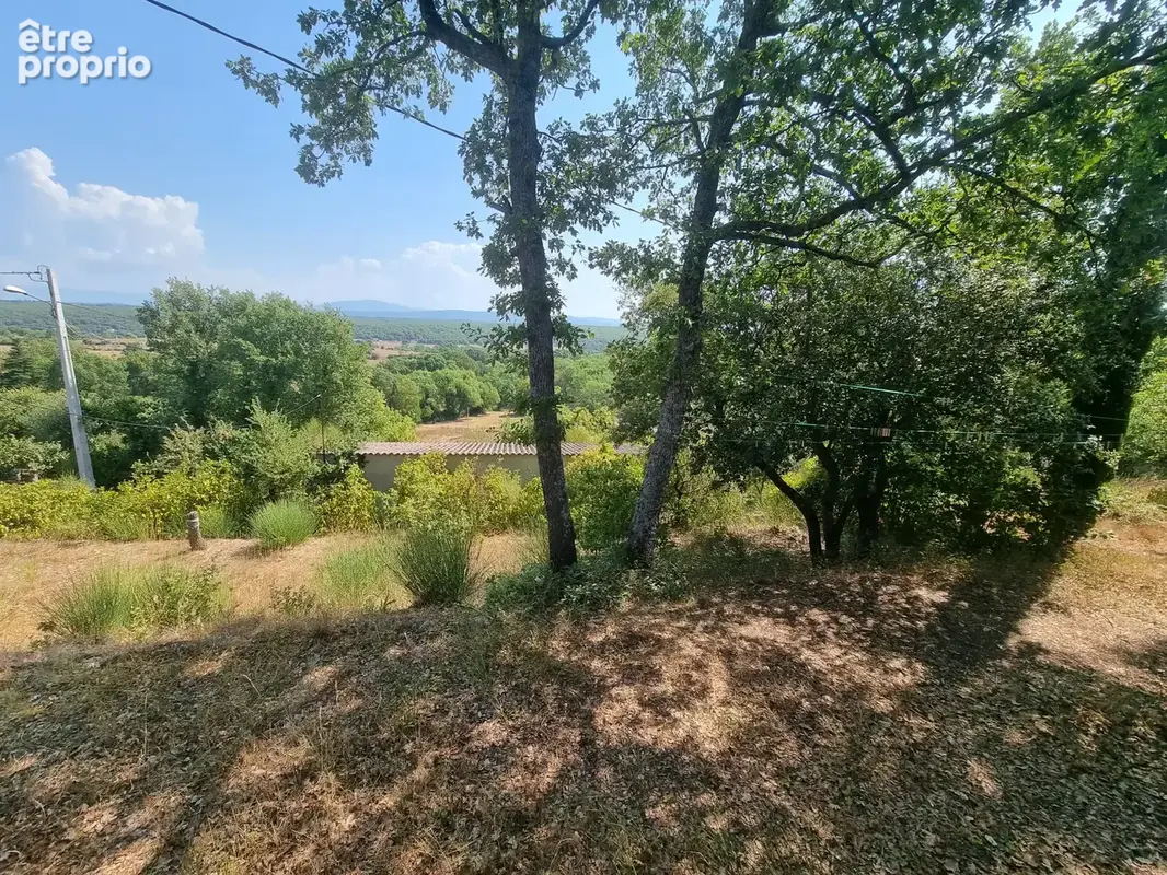 EXCLUSIVITE A MONTMEYAN !! Villa indépendante de 70m2 sur une parcelle de 1700m2 environ avec garage et vue - photo 6