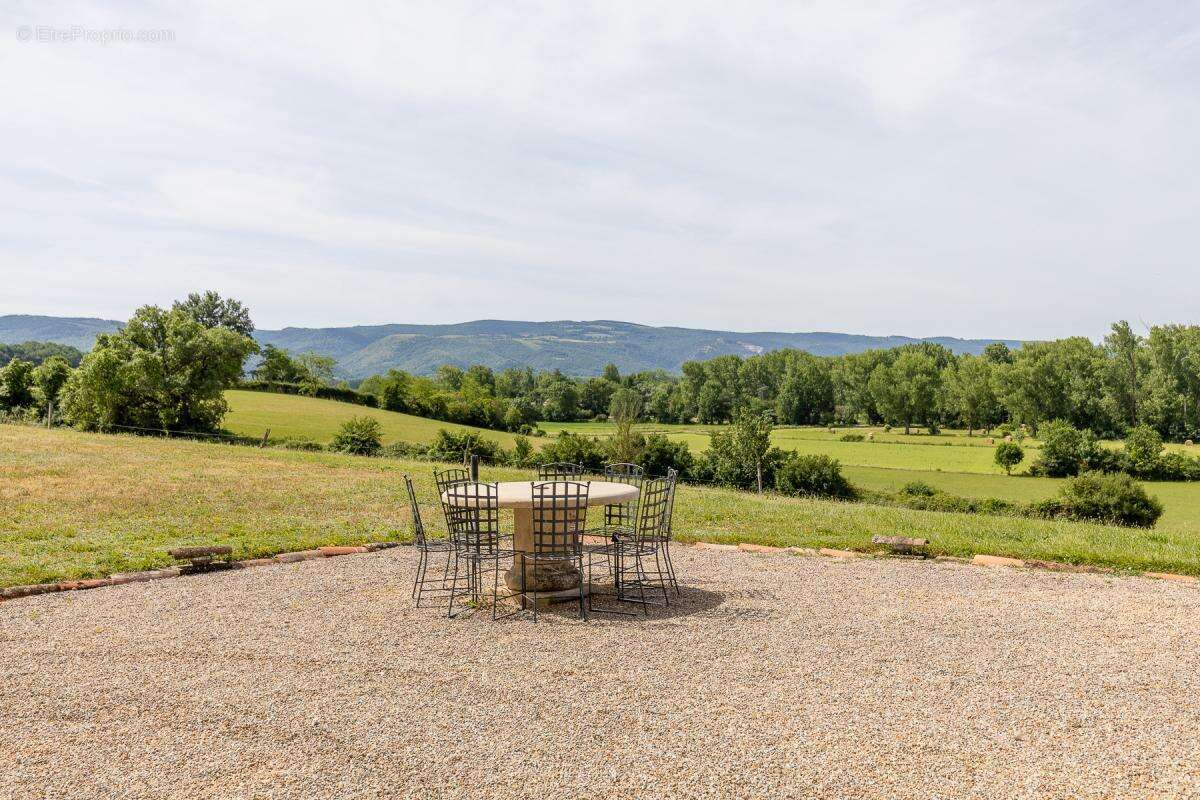 Maison à VIVIERS-LES-MONTAGNES