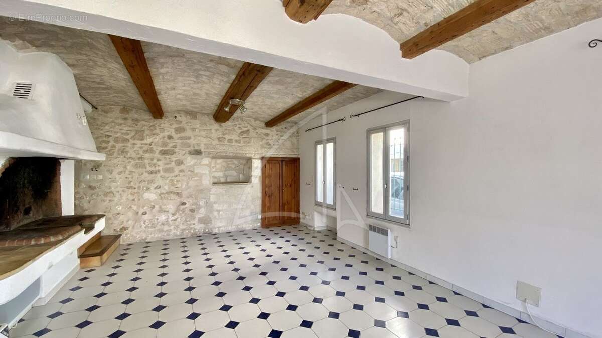 Maison à LUNEL-VIEL