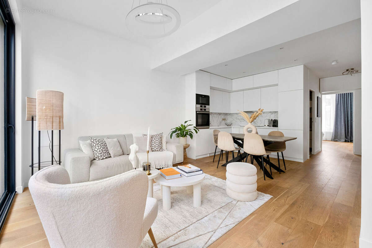 Appartement à SURESNES