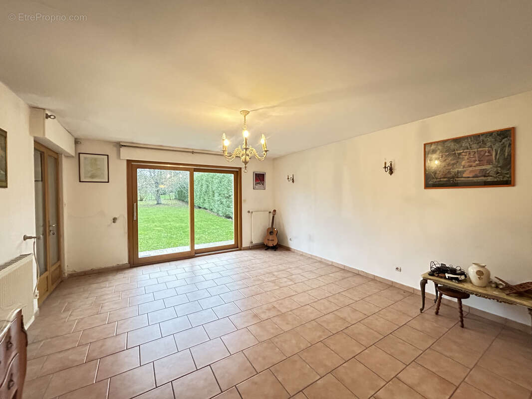 Maison à LE CATEAU-CAMBRESIS