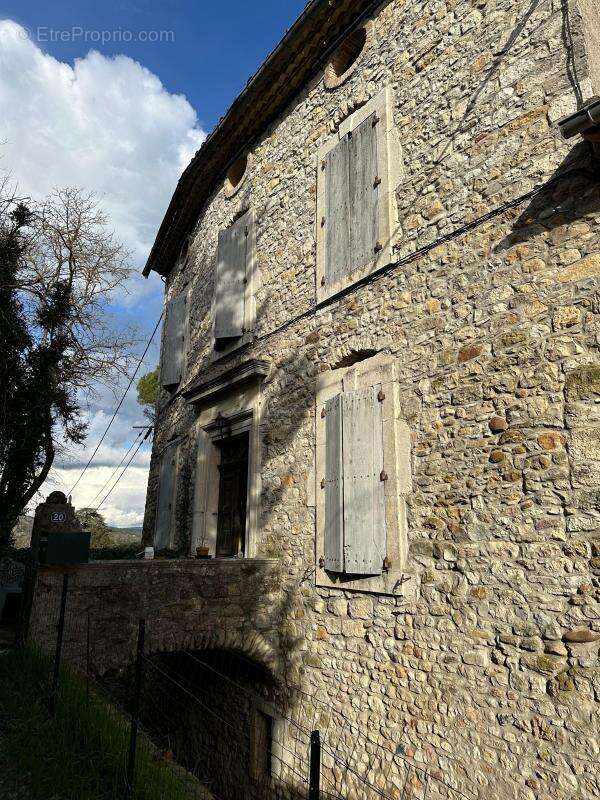 Maison à VALLON-PONT-D&#039;ARC