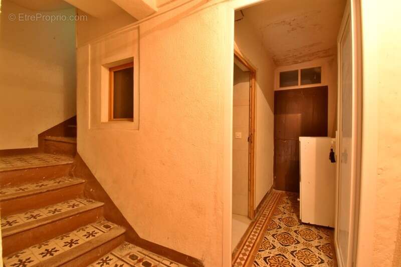 Immeuble de rapport à vendre - LA MOTTE DU CAIRE (04) - photo 12