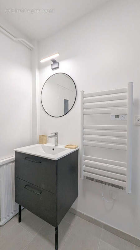 Appartement à SAINT-MARTIN-D'HERES