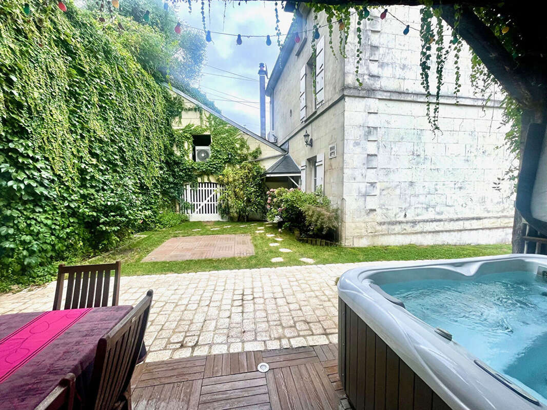 Maison à SAINT-ETIENNE-DE-CHIGNY