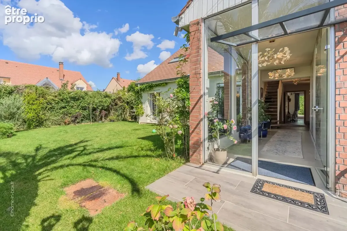 En exclusivité – villa d’exception avec piscine à bussy-saint-georges - photo 39