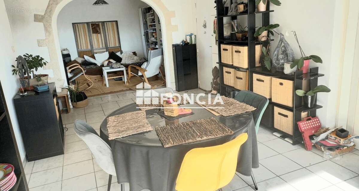 A vendre appartement t4/5 + cave a martigues ( 13500) - photo 4