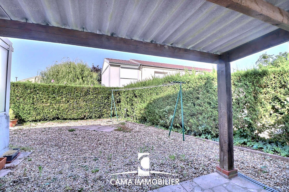 Maison 5 pièces avec garage - proche gare - photo 12