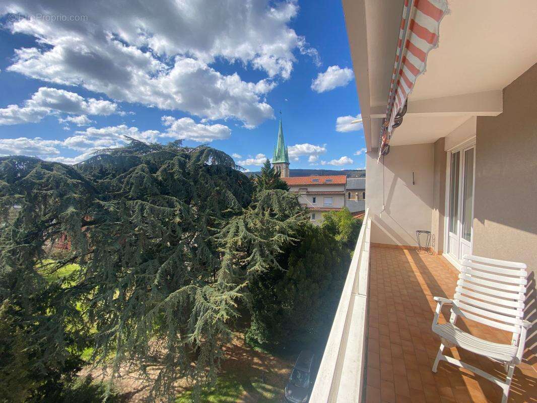 Appartement à FONTAINES-SUR-SAONE