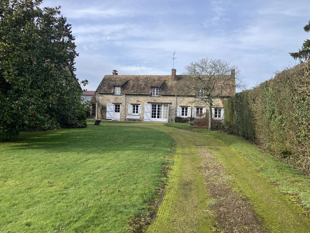 Proximité de Pacy-sur-Eure. - photo 2