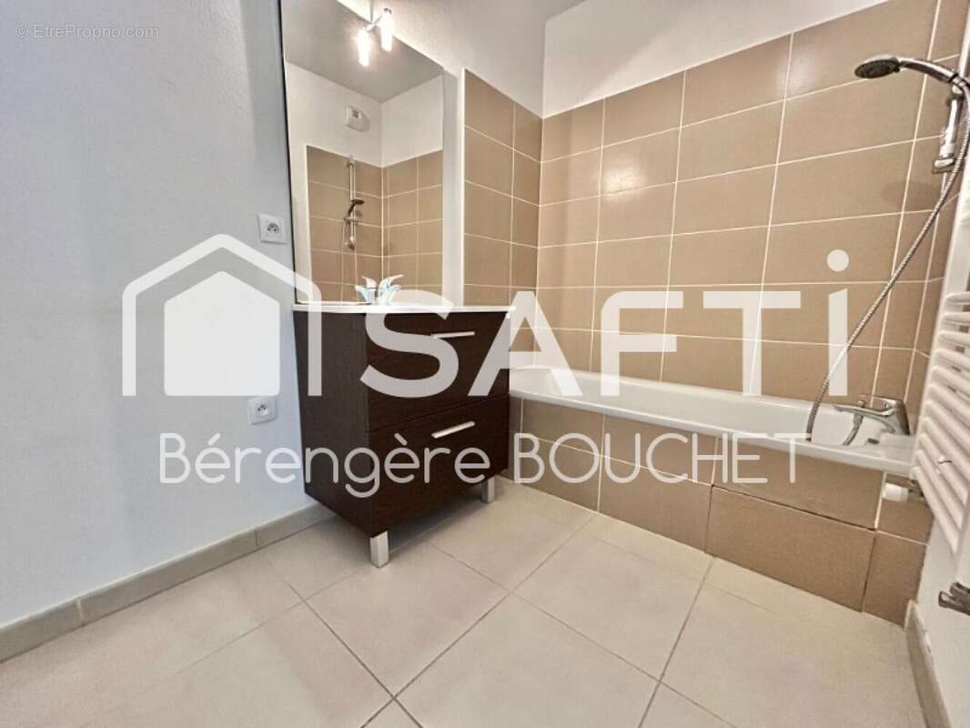Appartement 63 m² à Artigues-Pres-Bordeaux  - photo 6