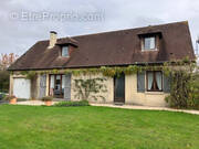 Maison à PONT-L&#039;EVEQUE