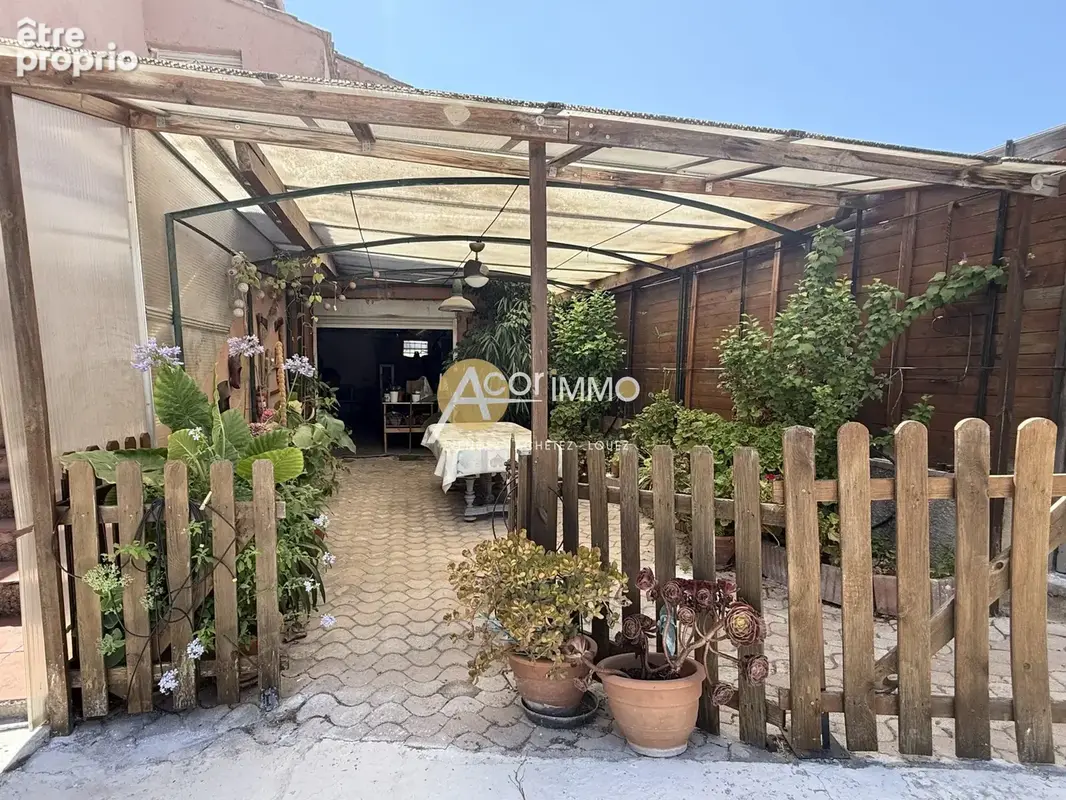 LA GARDE , 5 pièces 153 m2, Esprit maison, Jardin, Cave et Garage. - photo 3