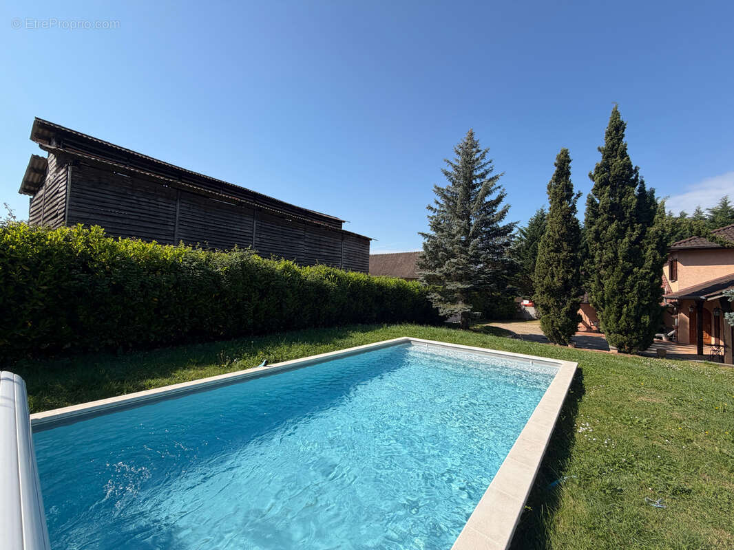 Maison à SAINT-CHEF