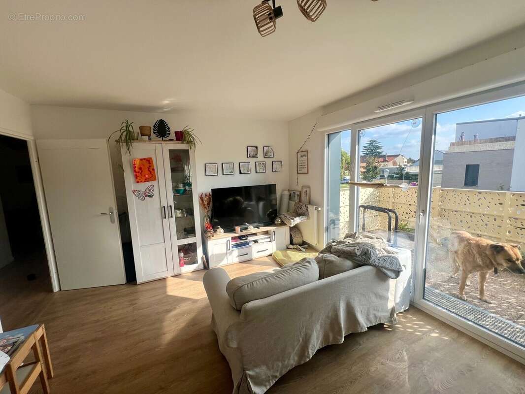 Appartement à BRUYERES-LE-CHATEL