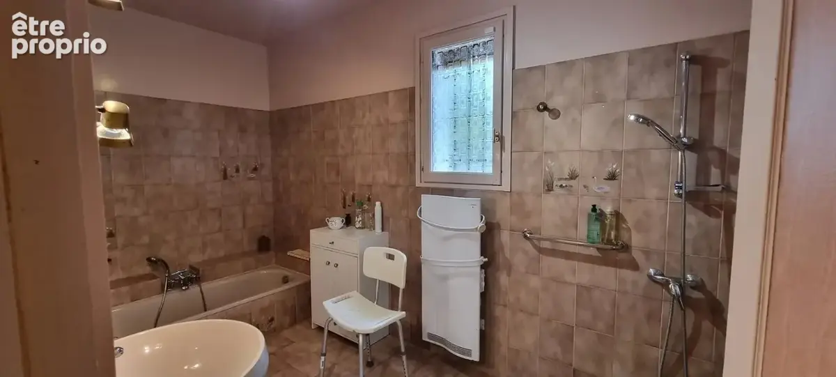 Beaumont-de-Lomagne : maison de caractère, vaste sous sol - photo 10