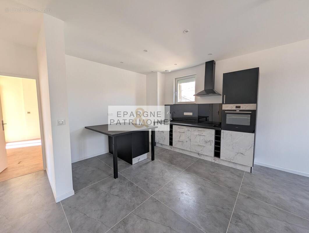 n°4 - Appartement à LE PEAGE-DE-ROUSSILLON