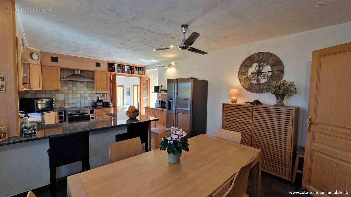 Maison à MALEMORT-DU-COMTAT