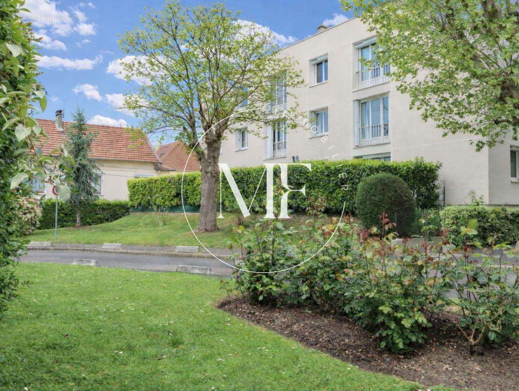 Appartement à RUEIL-MALMAISON