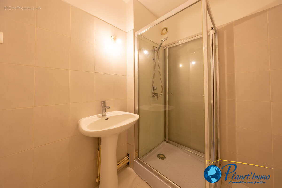 Appartement à SAINT-ETIENNE