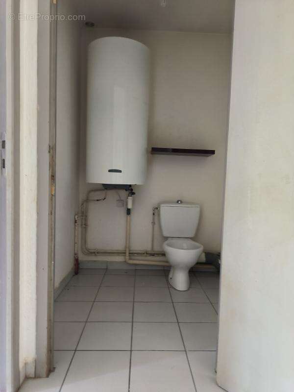 Appartement à SAINT-JEAN-DE-MUZOLS