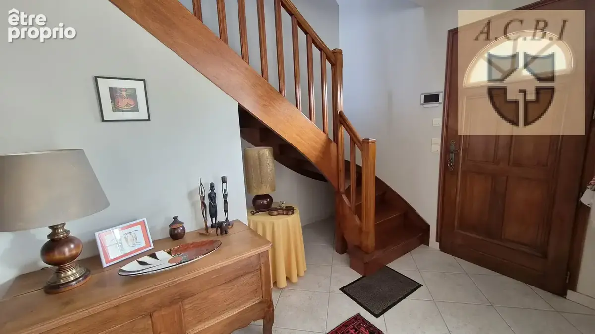 Maison familiale avec vie de plain-pied   secteur recherché vendome - photo 3