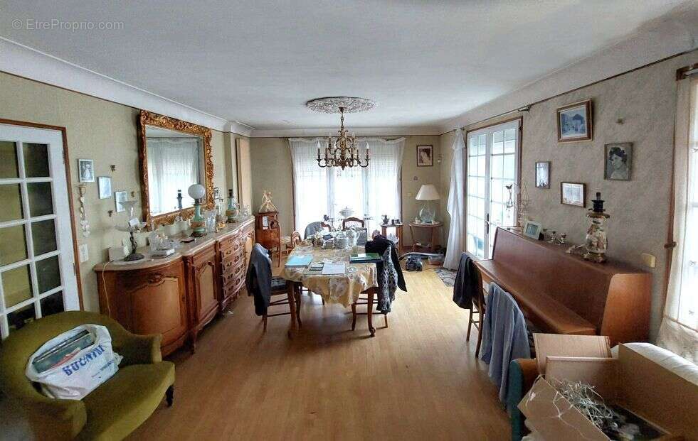 Maison 181 m² à Royan  - photo 3