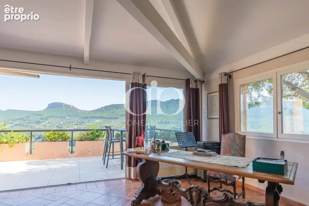 Cassis / propriete avec une vue magnifique - photo 16