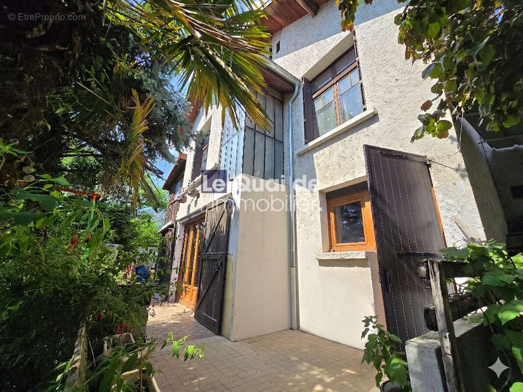 Maison 65 m² à Saint-Martin-Le-Vinoux  - photo 4