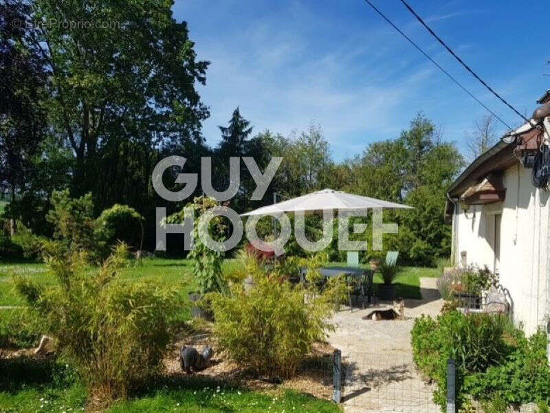 Maison charmante à vendre à Gault-Soigny, havre de paix et de lumière - photo 10