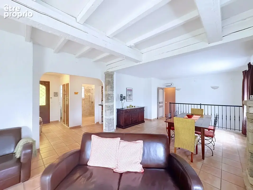 Maison de 150 m², piscine, 4 chambres, vue panoramique - photo 11