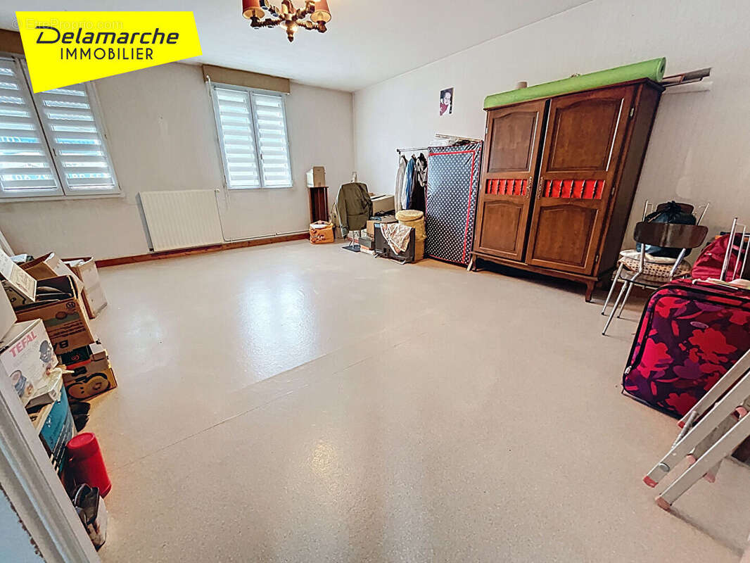 Maison à SAINT-HILAIRE-DU-HARCOUET