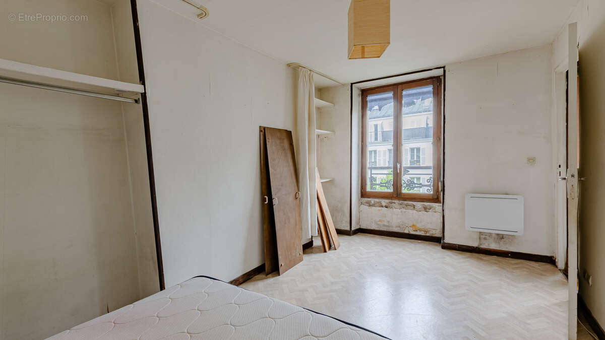 Appartement à PARIS-10E