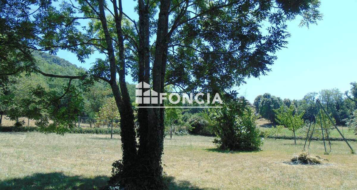 Exclusivite foncia - champagneux - maison de caractère de 1927 - photo 3