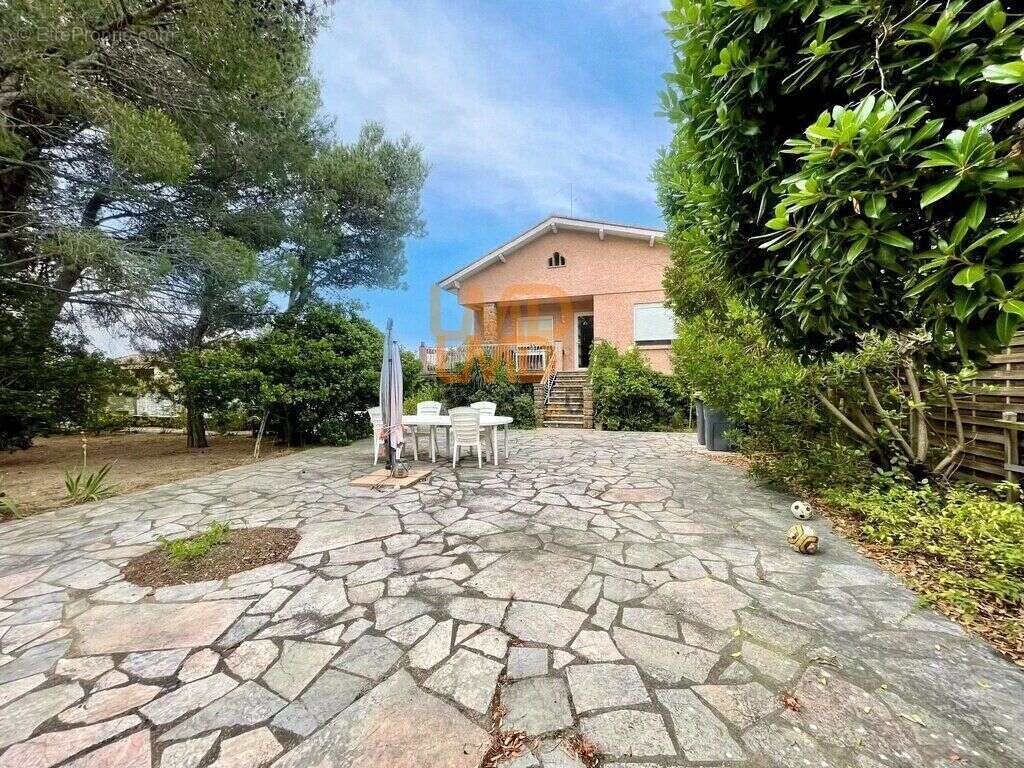 Maison à LAURENS