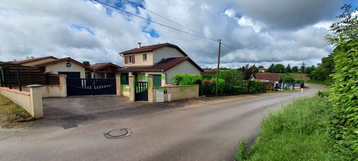 Photo 1 - Maison à MALAFRETAZ