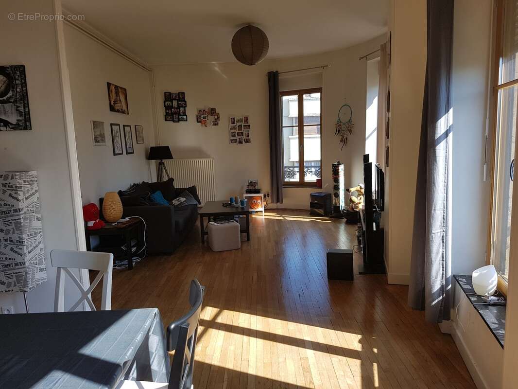 Appartement 415 m² à Sedan  - photo 45
