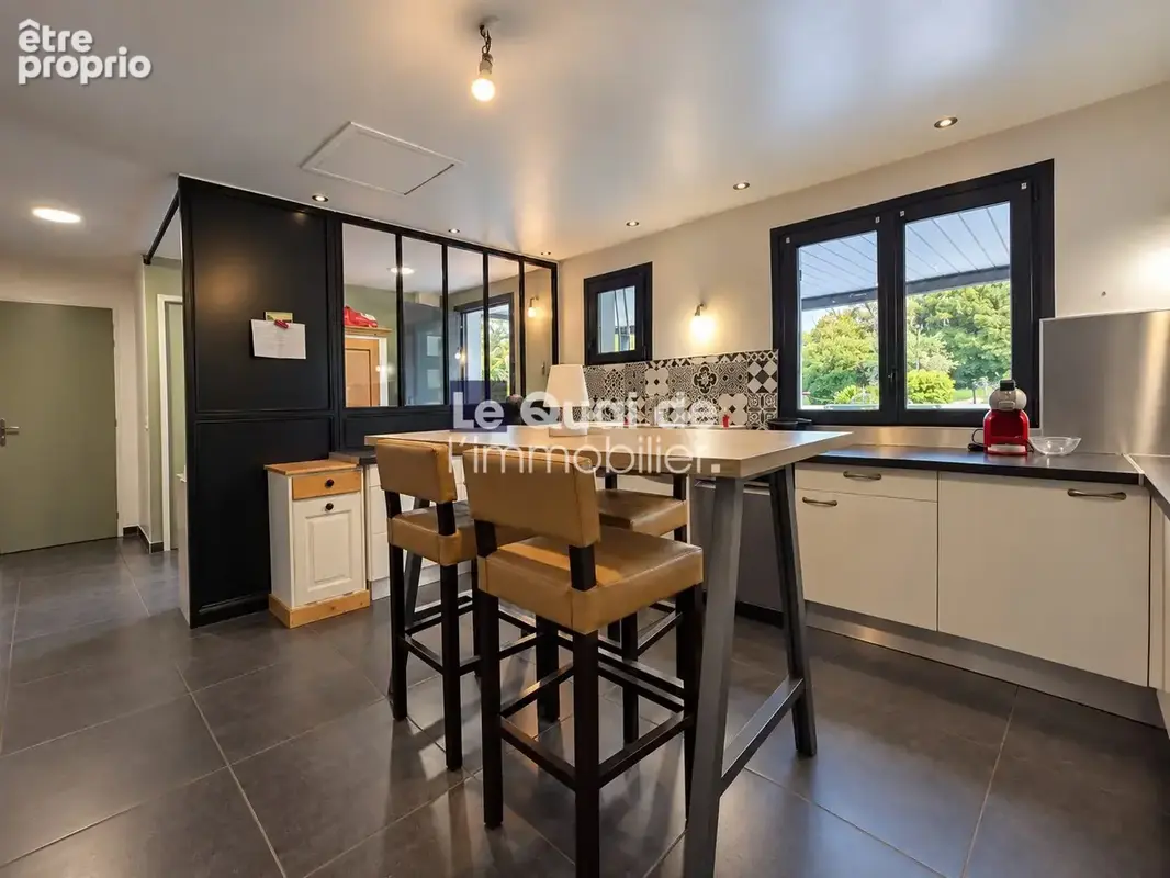 Maison 5 pièces 159 m² à vendre à Saint-Pierre-De-Mesage (38220) - photo 4