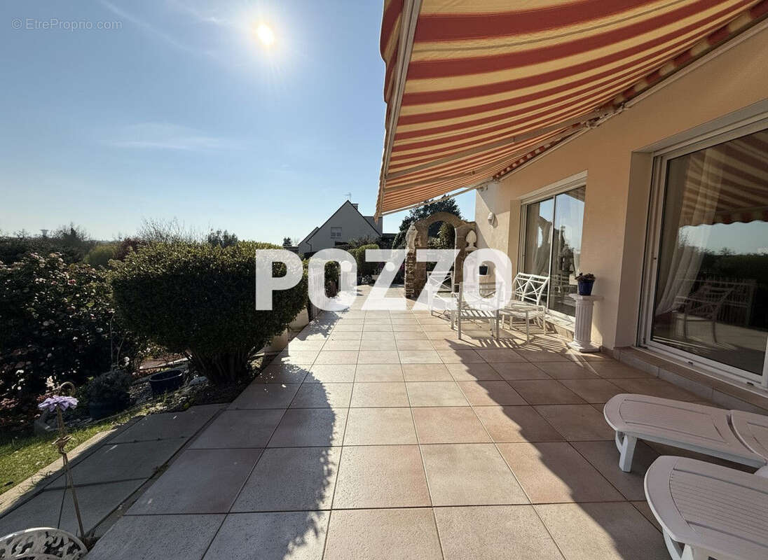 Maison à LONGUEVILLE