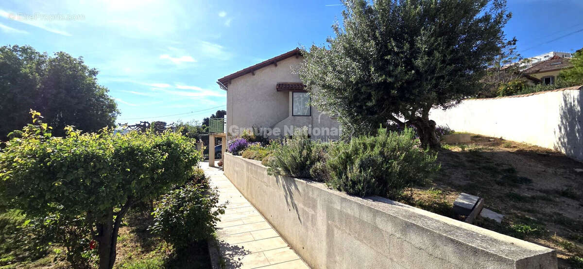 Maison à MARSEILLE-16E