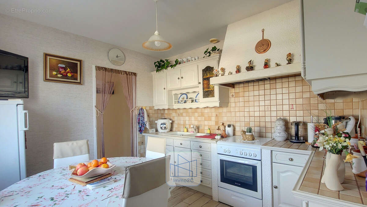 Maison à SAINTE-LUCE-SUR-LOIRE